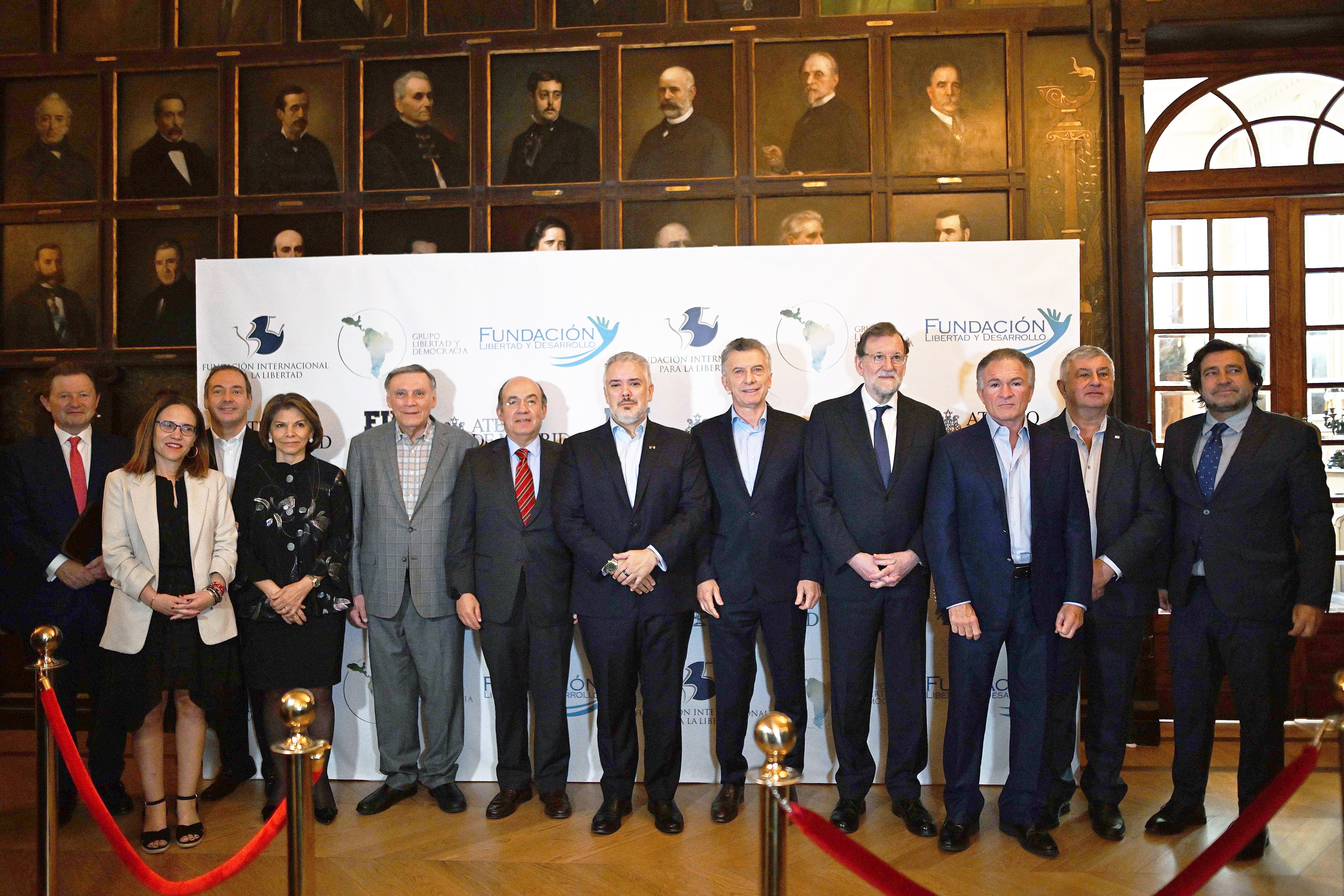 Participantes del Foro Libertad y Democracia