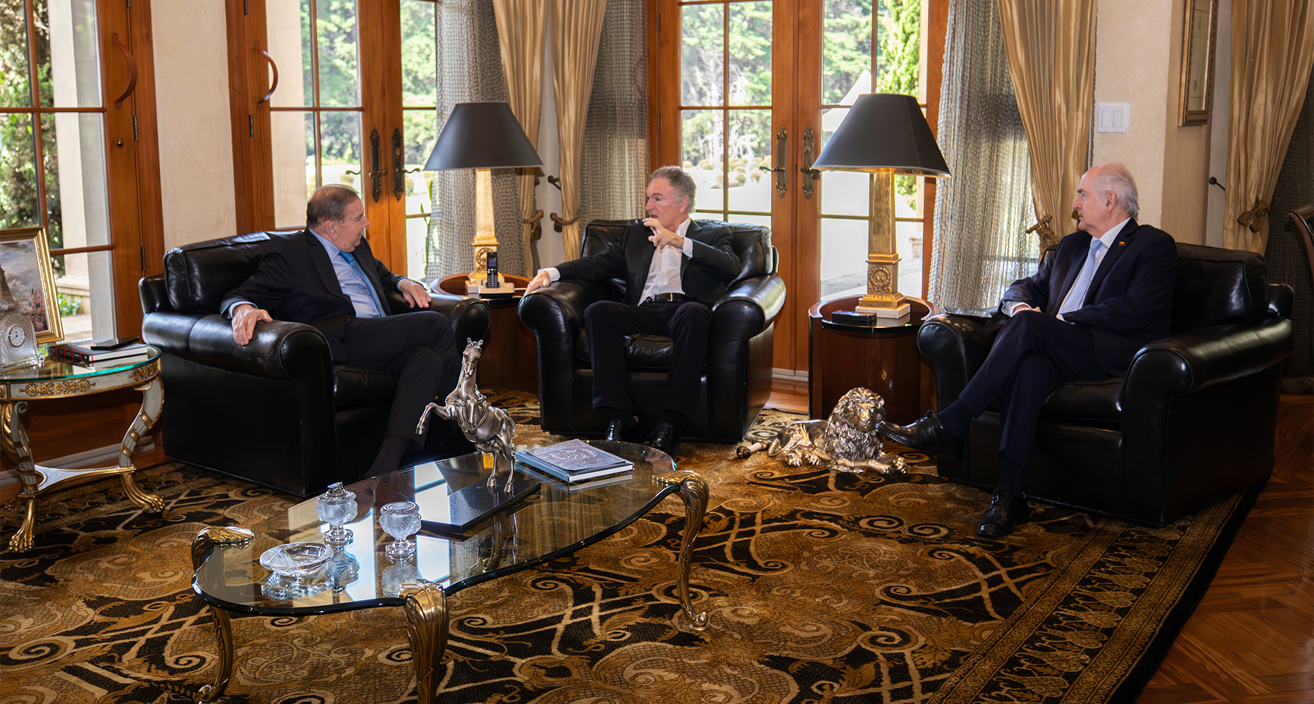 Dionisio Gutiérrez, Edmundo González Urrutia y Antonio Ledezma reunidos.