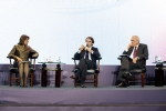 Laura Chinchilla, Presidenta de Costa Rica (2010 - 2014); José María Aznar, Presidente de España (1996 - 2004), Enrique Bolaños, rector de INCAE Business School