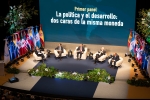 (izq. der.) Primer panel: Mauricio Macri, expresidente de Argentina; José María Aznar, expresidente de gobierno de España; Dionisio Gutierrez, presidente de Fundación Libertad y Desarrollo; Andrés Pastrana, expresidente de Colombia; Felipe Calderón, expresidente de México